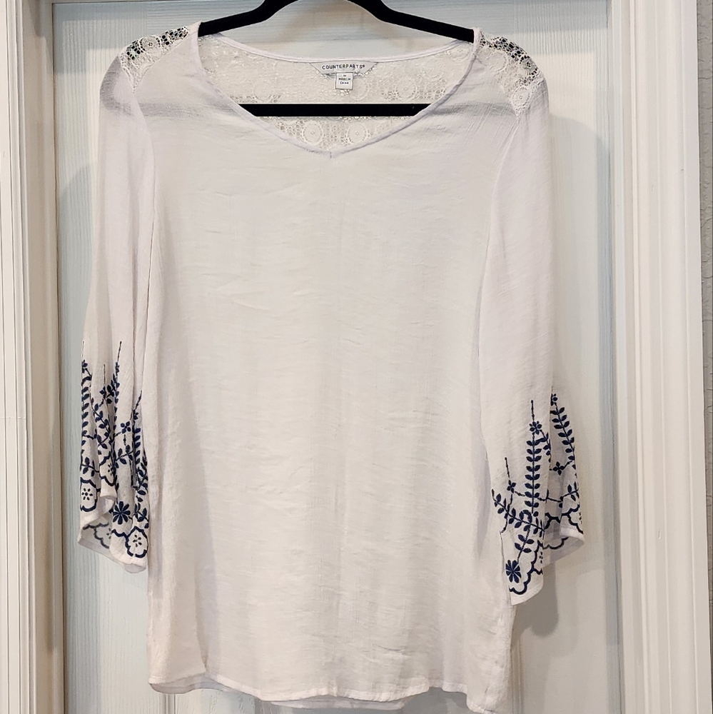 Counterparts Womans White Tunic Blouse